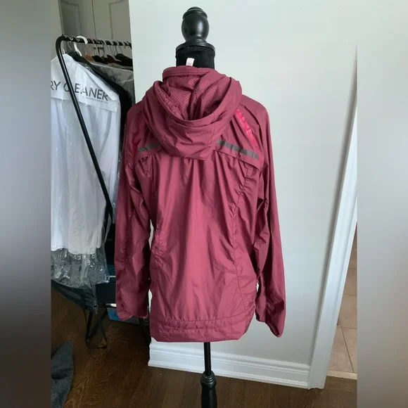 LULULEMON Miss Misty Pullover Windbreaker Jacket Rust Berry Women’s Size 8 Reg - Picture 8 of 13